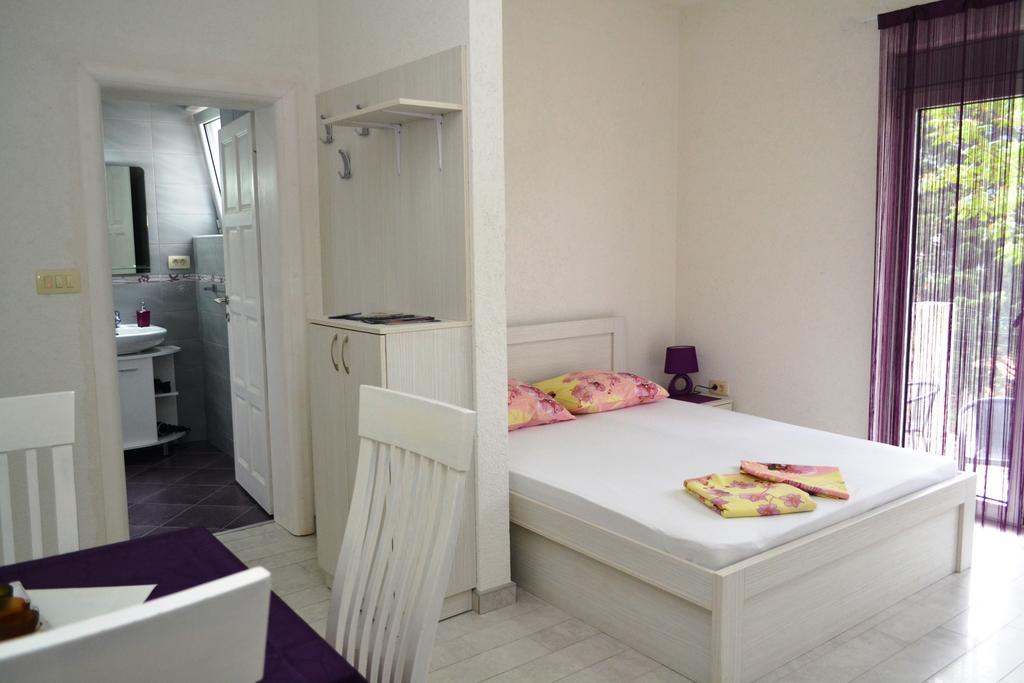Apartments Parapid Kotor Exterior photo